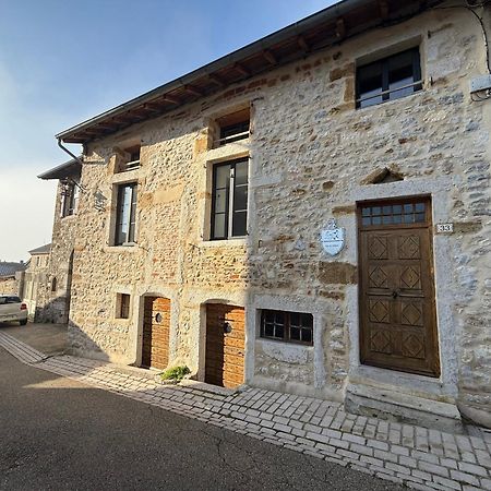 Gite Du Chateau De Treffort Treffort  Exterior foto